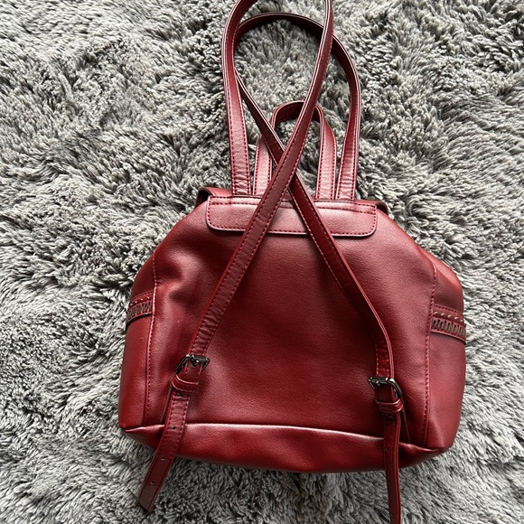 Back pack - Picture 2 of 6